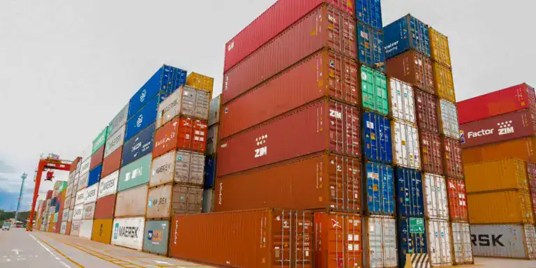 Tarifaço dos EUA derruba exportações do Acre em 62,8%, aponta CNI