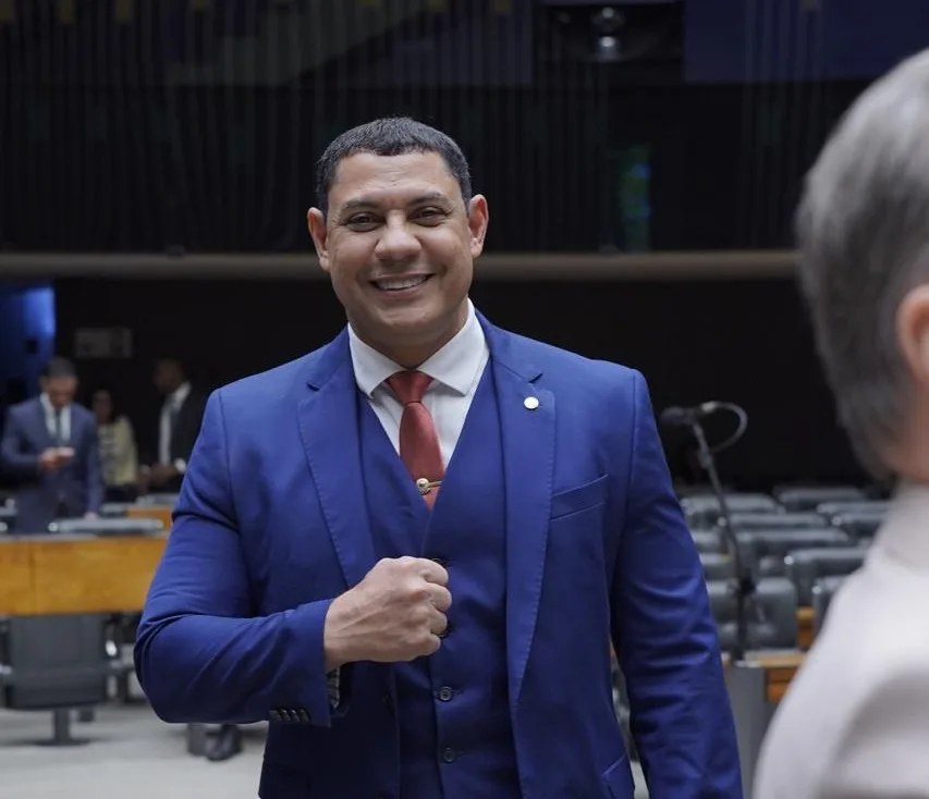 Pesquisa espontânea aponta Coronel Ulysses à frente na disputa por deputado federal no Acre