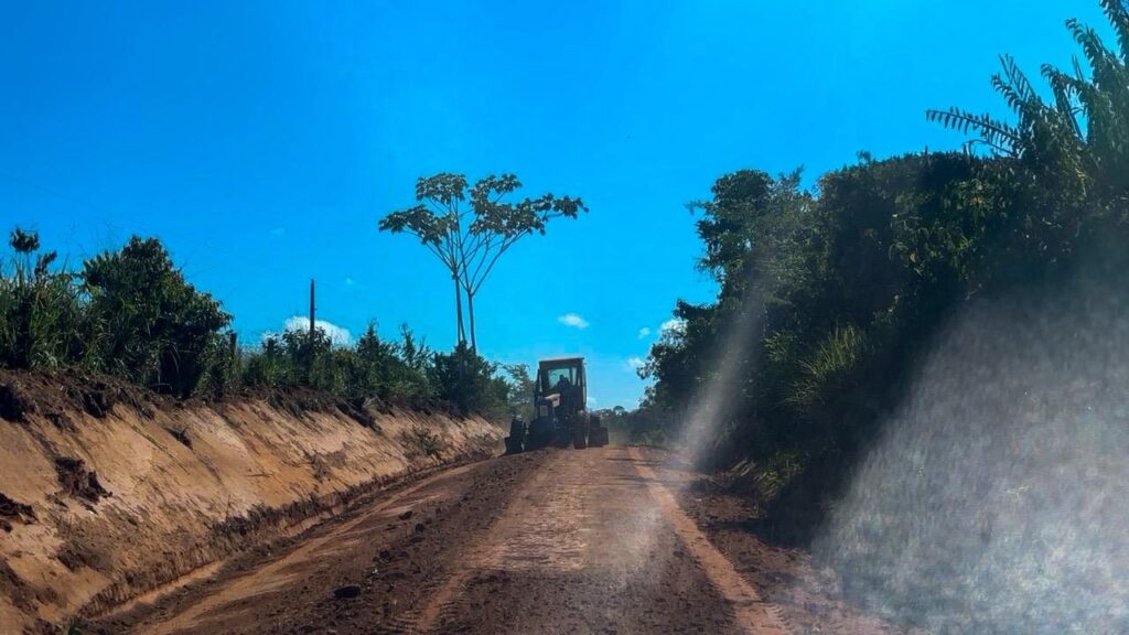Deracre fecha primeiro semestre com obras em rodovias, ramais e pontes