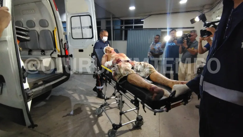 Homem é atacado a golpes de terçado após suposta crise de ciúmes