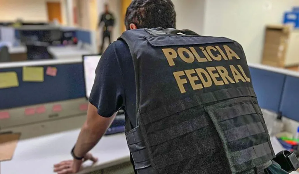 PF bloqueia quase R$ 1 bilhão de esquema de bets ilegais com influencers