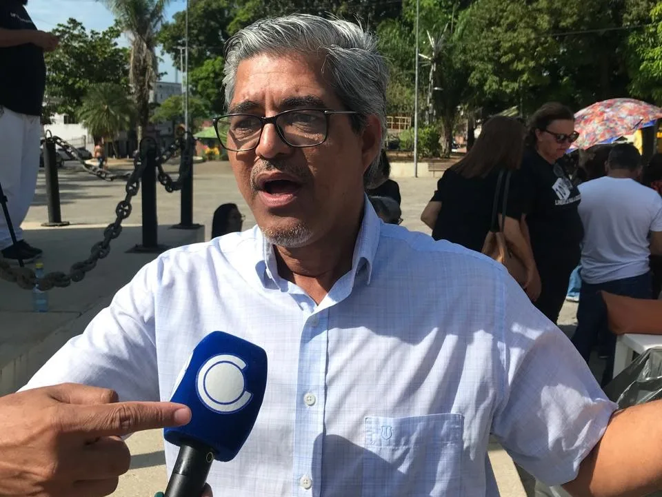 “Não tem justificativa nenhuma de não devolver a tabela da Educação”, diz Edvaldo Magalhães ao defender retorno dos 10%