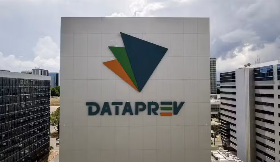 Dataprev publica edital de concurso com 1,8 mil vagas e salários de até R$ 10,6 mil