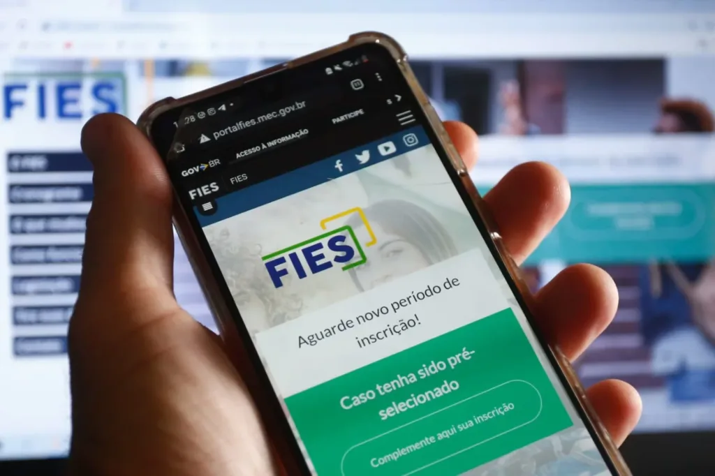 Fies abre inscrições com 255 vagas para estudantes do Acre no 2º semestre