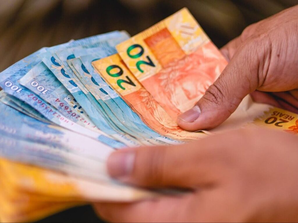 Renda dos acreanos atinge recorde histórico, mas produtividade ainda limita salários
