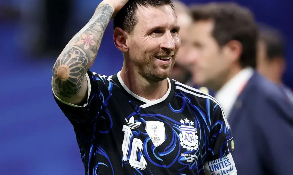 “Chegar a cinco finais seguidas é impressionante”, diz Lionel Messi
