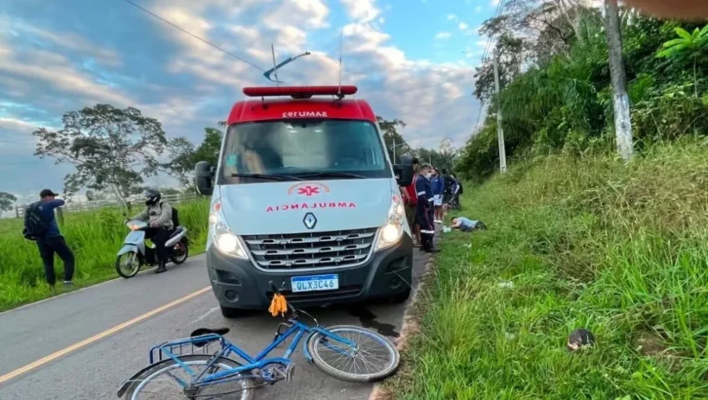 Trabalhador em bicicleta é morto por condutor de carro em alta velocidade em Rio Branco