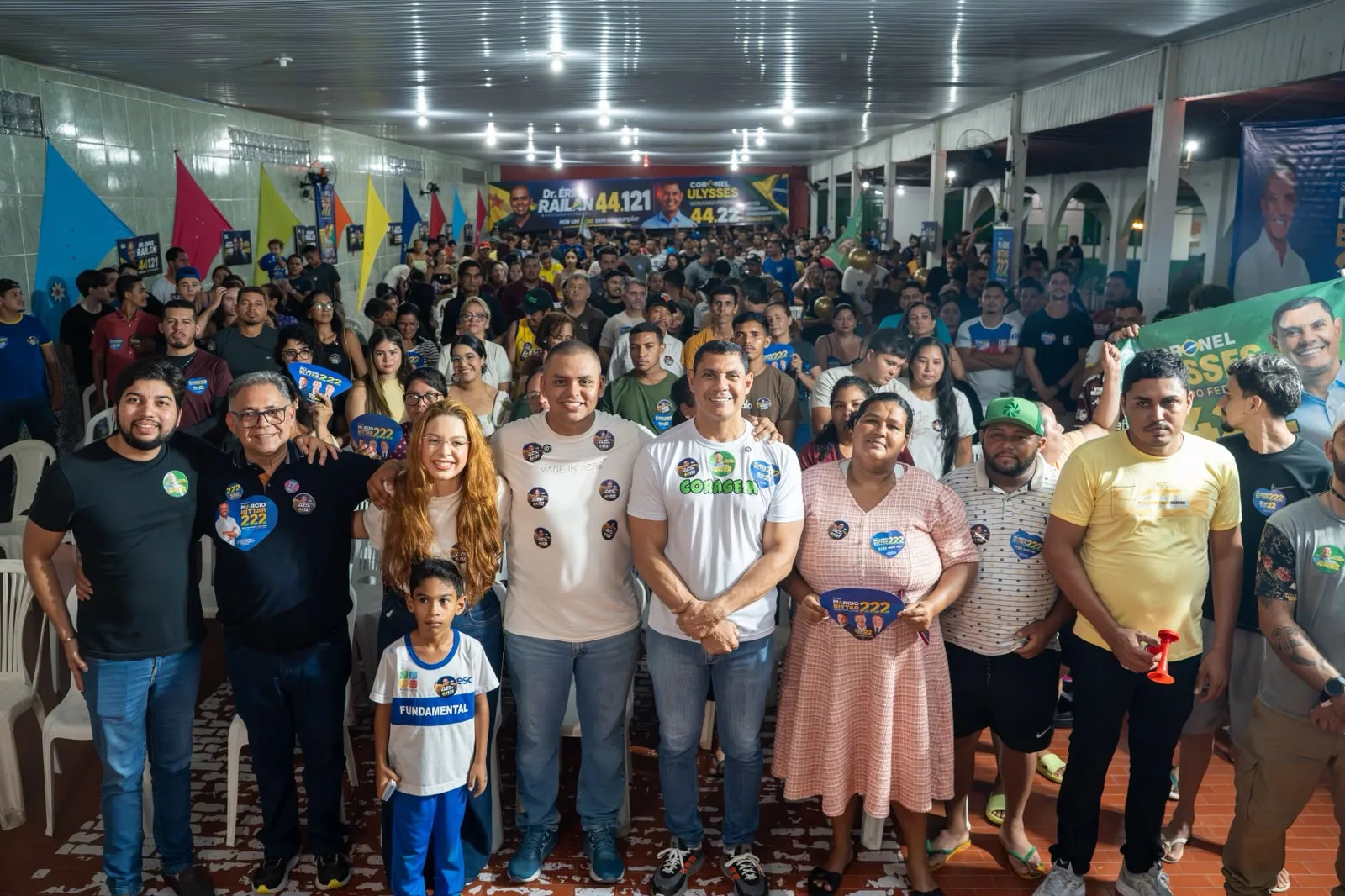Mais de 500 pessoas fortalecem apoio à reeleição de Coronel Ulysses no bairro Aviário