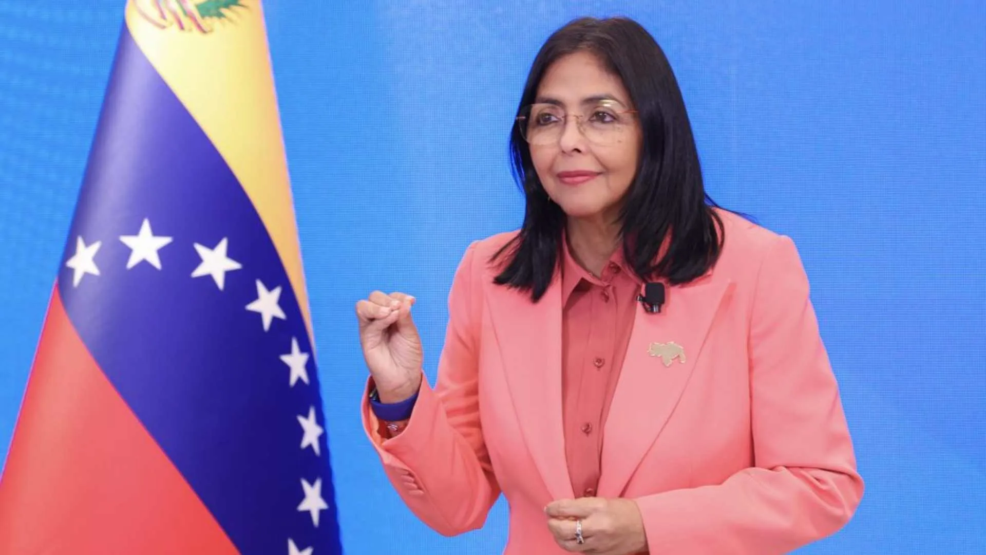 Venezuela espera receber US$ 12 bilhões após retomar relações com órgãos multilaterais