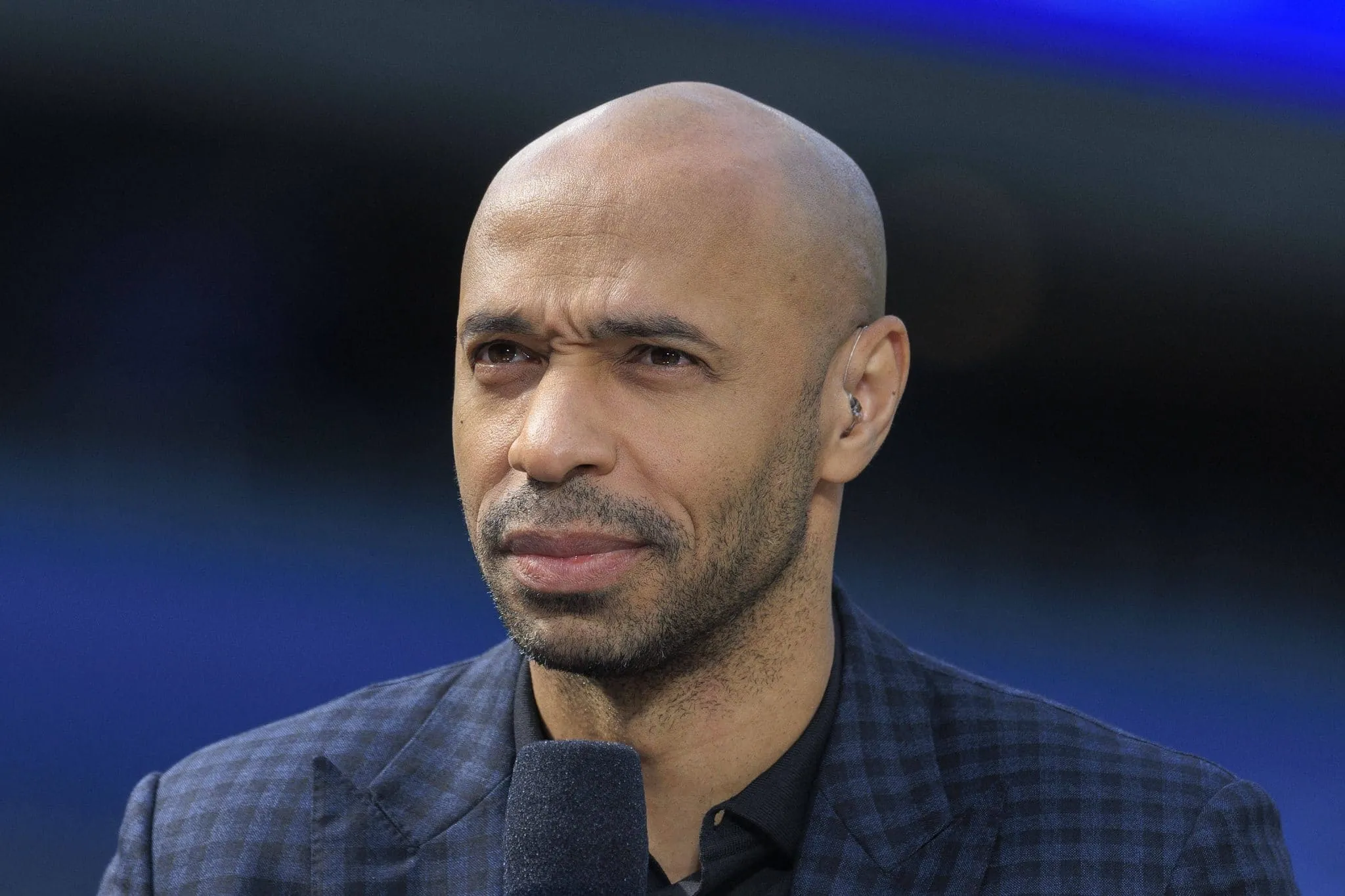 Henry exalta Zidane antes de terceiro jogo pela França: ‘No futebol, está à altura de Deus’